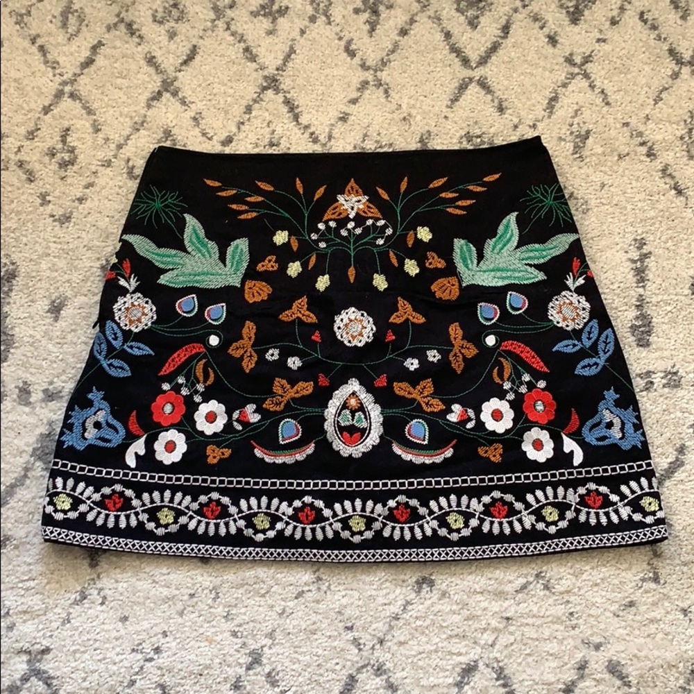 Beautiful embroiderd skirt